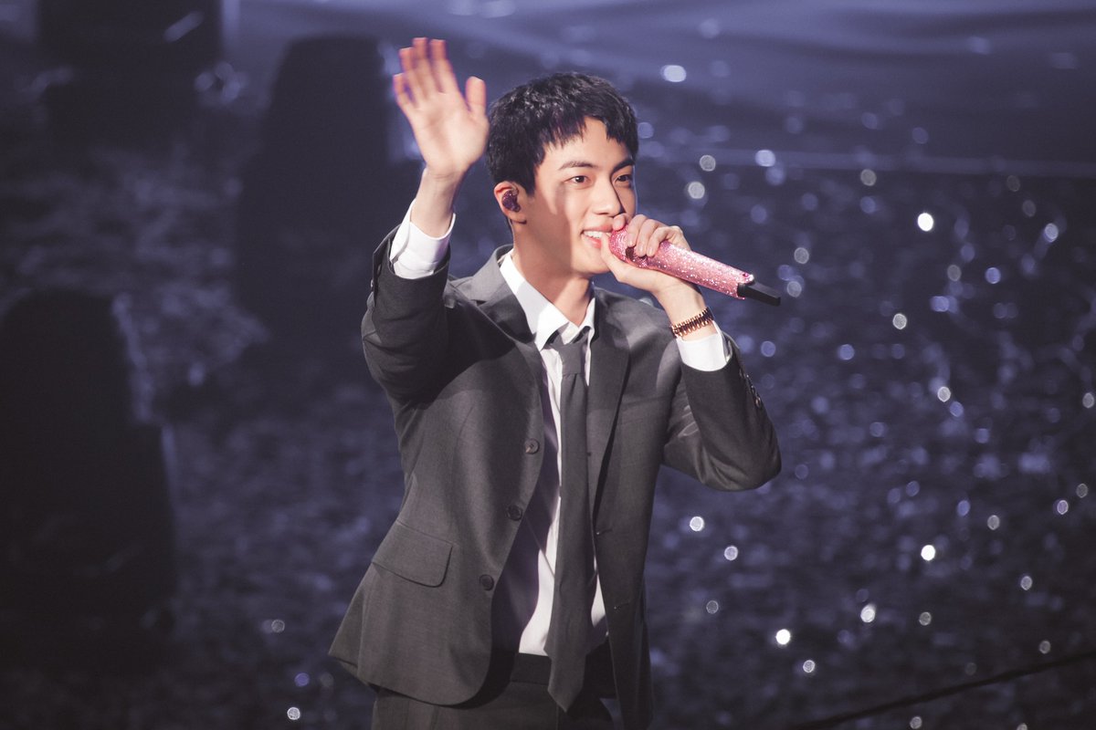 Thumbnail of www-x-com-mooncha613-status-1801959555519435176-e781a4e530ed47b2