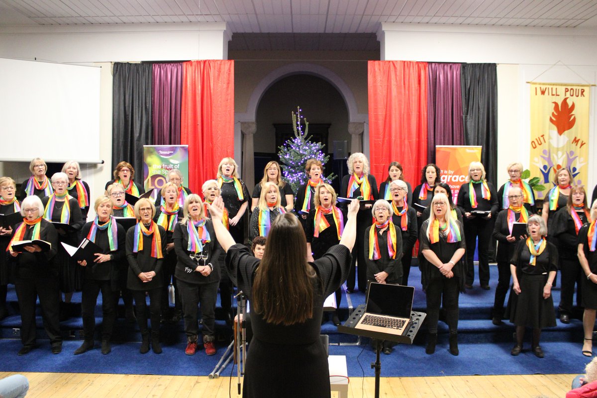shakenstirfest's tweet photo. Two brilliant local choirs will be gracing the Jive Talking stage over the Shake and Stir weekend 🎤

Catch Sounds Like Fun at 1pm on Saturday 22nd June, followed by Resonate Choir at 1pm on Sunday 23rd June! https://t.co/7ACnrOPn53