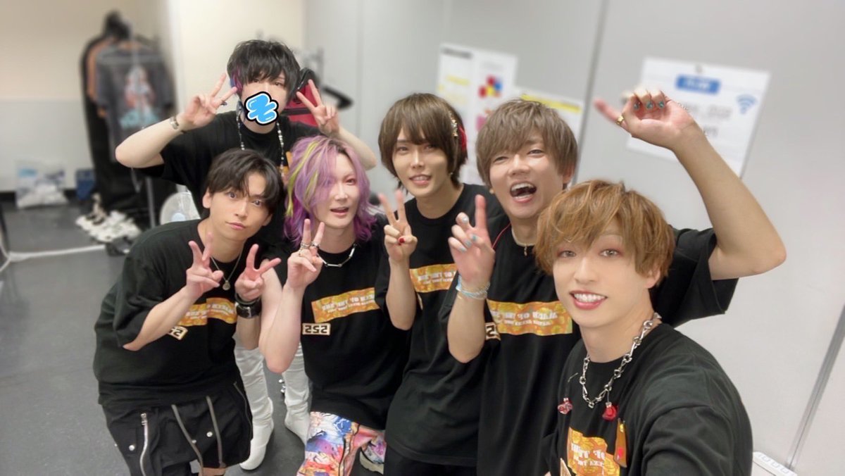 sen_sen_sen_sen's tweet photo. 太陽のマーチフェスinさいたまスーパーアリーナ

すっごい素敵なライブでした！

めいちゃん明日もあるけど一旦お疲れさん

ゲストトップバッターあざました！🙏 https://t.co/kdi6YUyPly