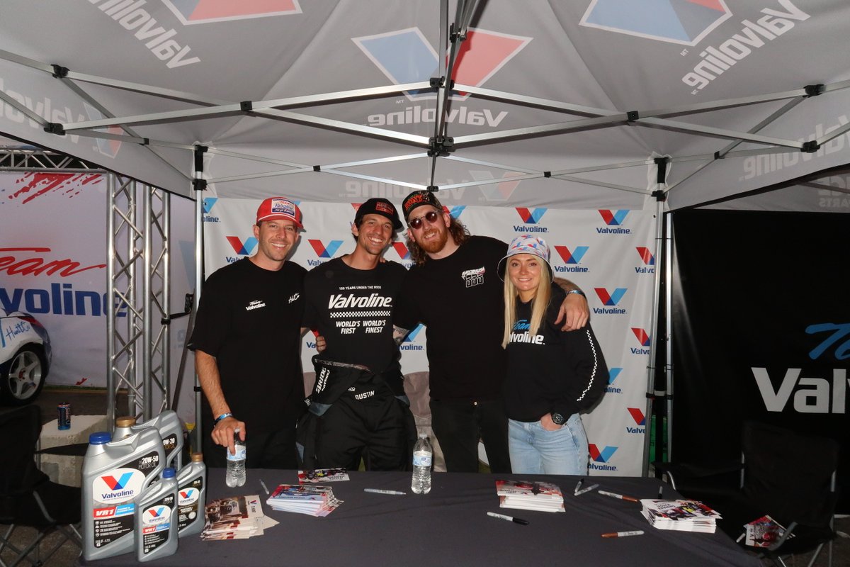 Valvoline Global Operations (@valvoline) on Twitter photo A community like no other. #TeamValvoline #GRIDLIFE
<a href="/GRIDLIFEFest/">#GRIDLIFE</a> <a href="/tjhunt_/">teeg</a> <a href="/DustinYT_/">Dustin Williams</a> <a href="/1JessicaHawkins/">Jessica Hawkins</a> A community like no other. #TeamValvoline #GRIDLIFE
<a href="/GRIDLIFEFest/">#GRIDLIFE</a> <a href="/tjhunt_/">teeg</a> <a href="/DustinYT_/">Dustin Williams</a> <a href="/1JessicaHawkins/">Jessica Hawkins</a>