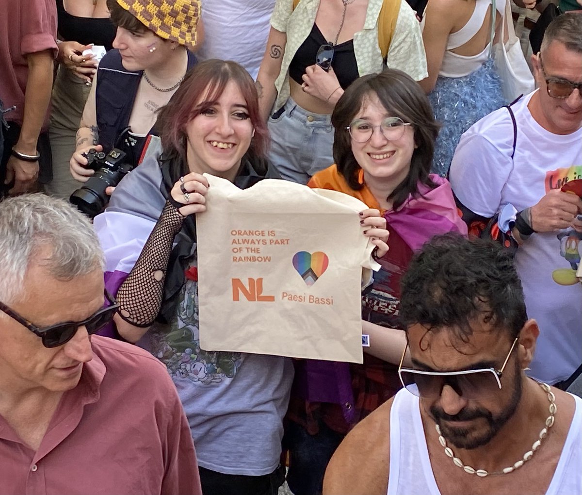 PD_at_work's tweet photo. And don’t you just 🧡 our tote bags #orangeisalwayspartoftherainbow #romapride https://t.co/B1rMMFcG47