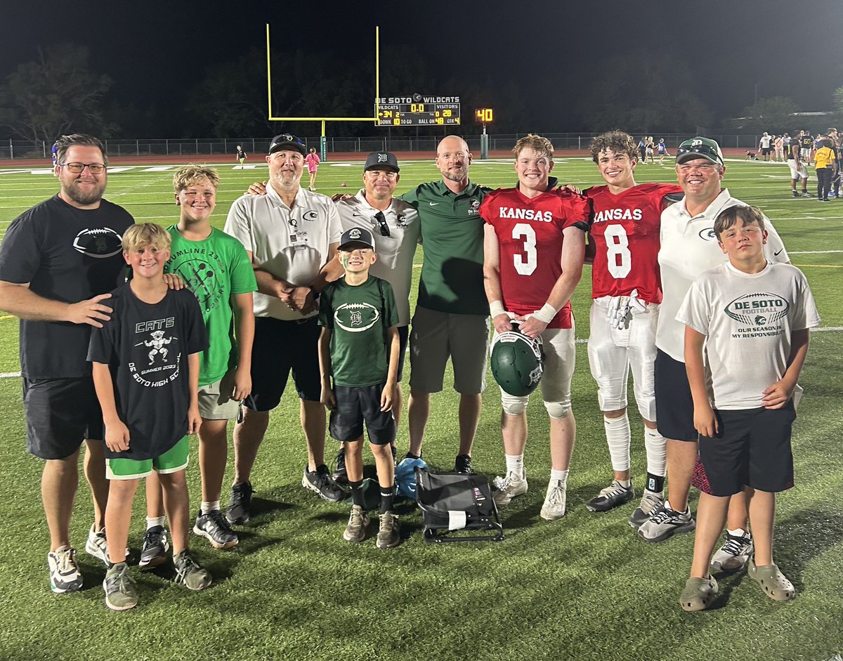 Mark Gastelum tweet media