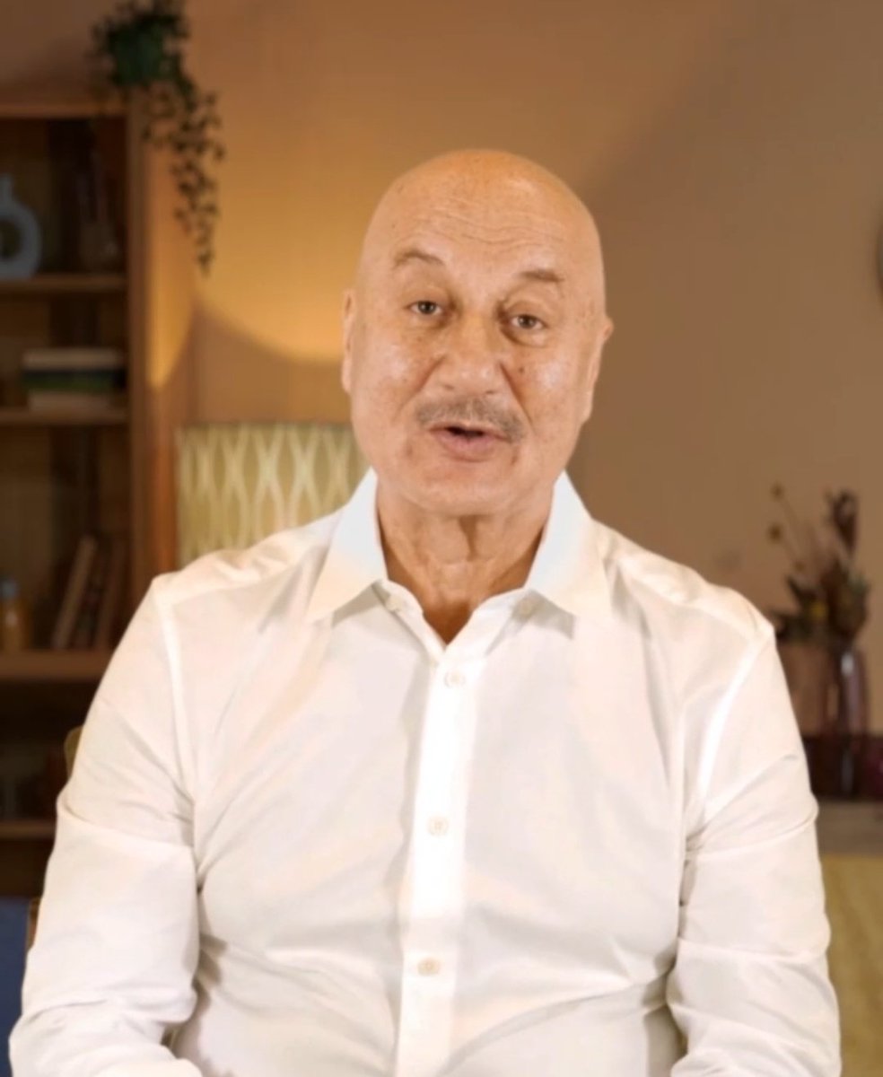 DitiShah's tweet photo. Thank you @zomato for your Father's day gift to all your customers! Got this personalised greeting from Anupam Kher and my dad absolutely loved it! 🥹🥰  #HappyFathersDay @deepigoyal https://t.co/l4hk07sZwQ