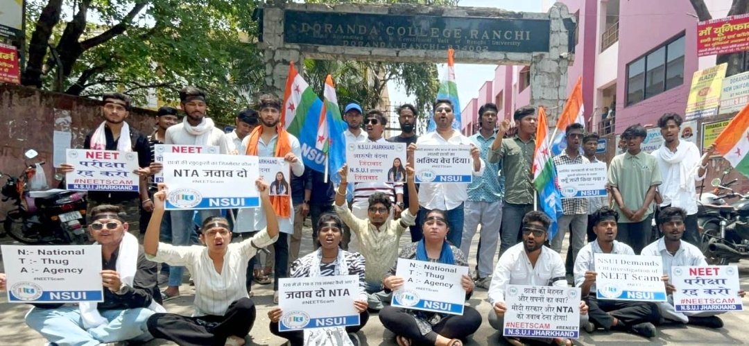 Nandani Gupta (@nandanigupta0) on Twitter photo Under guidance of National President <a href="/varunchoudhary2/">Varun Choudhary</a> Ji, <a href="/NSUIJharkhand/">NSUI Jharkhand</a> staged a protest against #NTA demanding #RENEET alongwith many NEET aspirants in the presence of <a href="/VandanaArushi/">Arushi Vandana Singh</a> <a href="/InderjitINC/">Inderjit Singh</a> . I thank them for their endless efforts & support to the students in help. Under guidance of National President <a href="/varunchoudhary2/">Varun Choudhary</a> Ji, <a href="/NSUIJharkhand/">NSUI Jharkhand</a> staged a protest against #NTA demanding #RENEET alongwith many NEET aspirants in the presence of <a href="/VandanaArushi/">Arushi Vandana Singh</a> <a href="/InderjitINC/">Inderjit Singh</a> . I thank them for their endless efforts & support to the students in help.