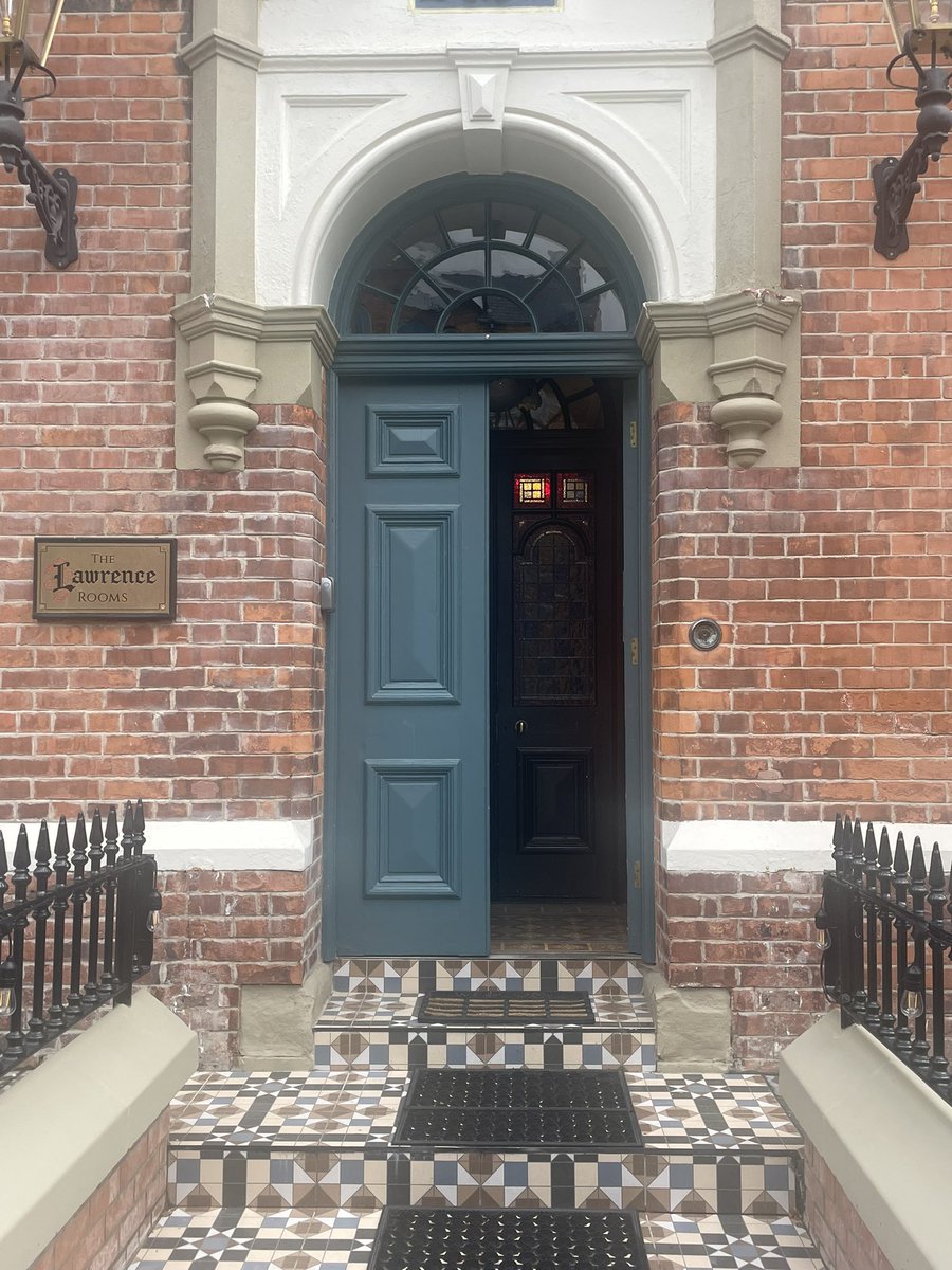 AllisonMorris1's tweet photo. I don’t think I’ve never stayed in a more beautiful boutique hotel as The Lawrence, so sensitivity restored, what a great addition to Derry https://t.co/83bbfJmThA https://t.co/TXAVZXnpwP