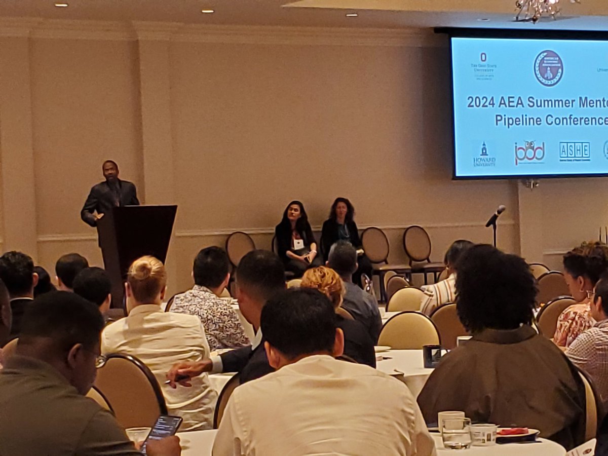 This morning, <a href="/FranciscaAntman/">Francisca Antman</a>, @SarahJacobsonEc, and Omari Swinton start things off with a panel on Mentoring and Being Mentored. #2024SMPC