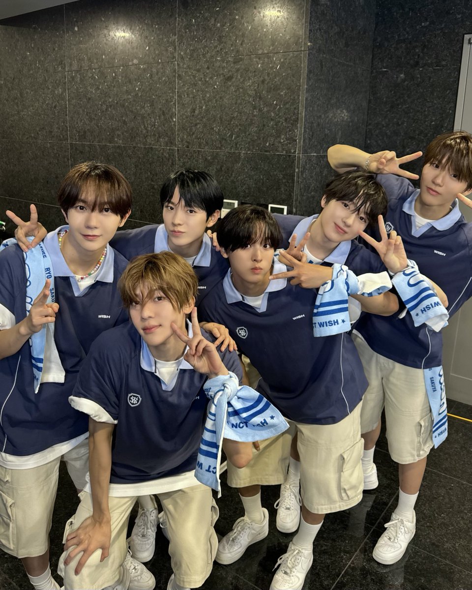 시즈니 여러분 오늘 제 고향 대구 팬미팅을 했는데 너무너무 즐겁구 행복한 시간이었어요!! 정말 잊지 못할 추억 만들어주셔서 너무 고마워요💚
그리고 이제 마지막 도시 청주네여…
청주도 재밌게 즐겨보실래유?😉

#JAEHEE #재희 #ジェヒ 
#NCTWISH
#NCTWISH_SCHOOL_of_WISH #DAEGU