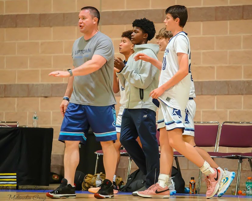 🏀Our first week of camp at GVCO is just around the corner! 

📆Join us from June 17th - 21st for skills and drills tailored for boys in 3rd-6th grade. 

📝 Register at the link in our bio!  #gvcocamp