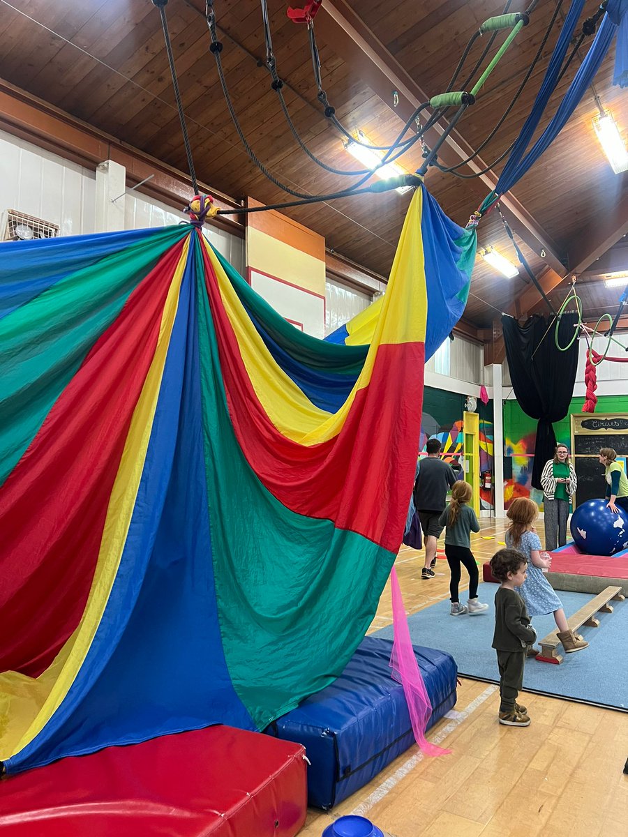 creativeirl's tweet photo. Circus for Cruinniú! 🎪 

#CircusExplored at @galwaycircus is in full swing with juggling, hula-hoop, tightwire, acrobatics, aerial and more! Drop in anytime until 4pm.

https://t.co/WZaNLCw5Jz

#DareToCreate https://t.co/6kvPgVCkcv