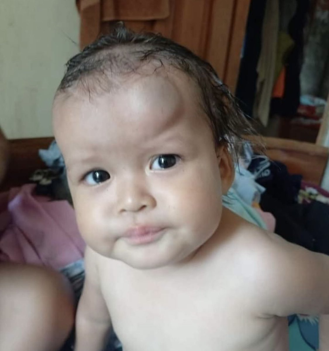 Mi mamá: ¿Qué fue ese ruido?
Yo cuidando a mi sobrino: