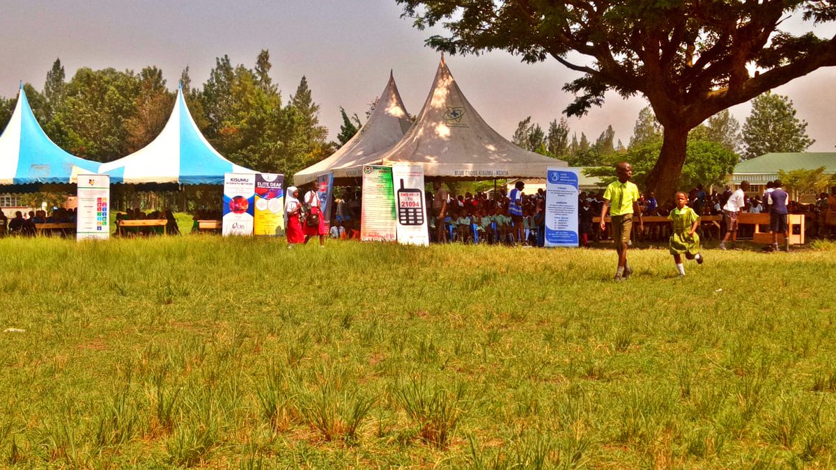 elitedeafcbo's tweet photo. Yesterday we joined other partners in Kisumu County during the Day of An African Child celebration. #listentomysilentfingers
@mcjilande @Henrybalack2  @RojiMaliki @Lydiaes13572057 https://t.co/2UljLQdMkT