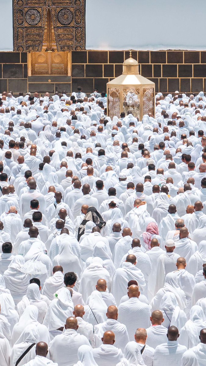 mohsenmajed7's tweet photo. لا إله إلا الله وحده لا شريك له له الملك وله الحمد وهو على كل شيء قدير 🙏🏻 https://t.co/LVABFXsvMy
