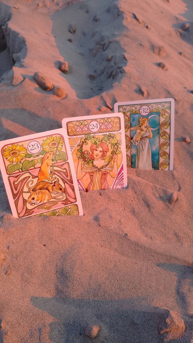 On the way to Solstice  . Release the little things that nag on your heart. Refresh your soul. <a href="/aplacetodock/">Julia ~ Starseed</a> June 2024