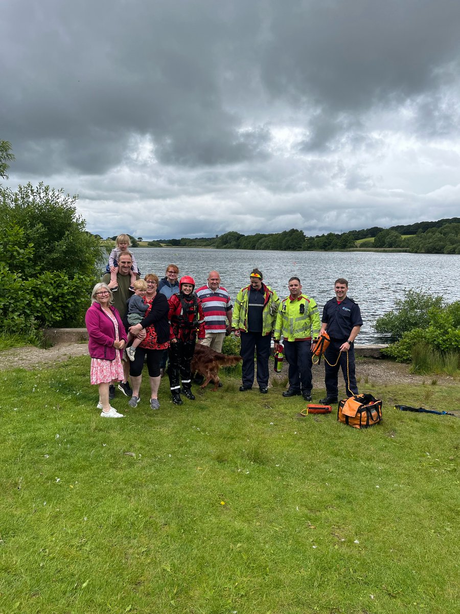 Our prevention team started #DrowningPreventionWeek by an impact event at pickmere today, with CM Cook and <a href="/LymmFS/">Lymm Fire Station</a> demonstrating the effective use of throw lines and what do if you see someone in the water. Look out for other event we have running this week <a href="/RLSSUK/">Royal Life Saving Society UK - RLSS UK</a> <a href="/CheshireFire/">Cheshire Fire and Rescue Service</a>
