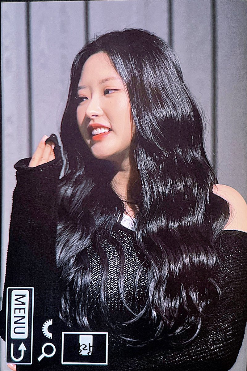 240615

아 예쁘다...

#루셈블 #Loossemble #혜주 #HyeJu