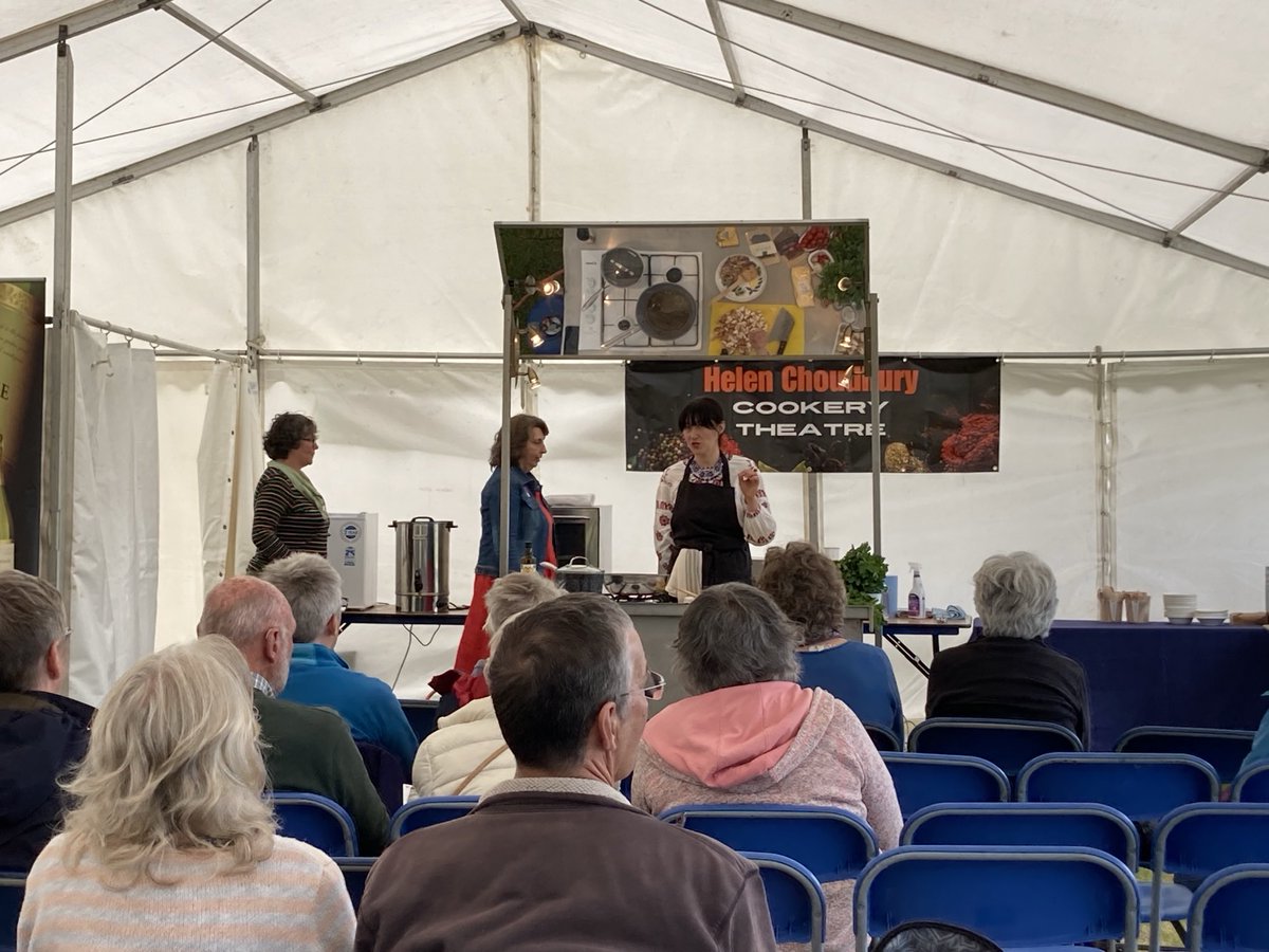 VennzTweets's tweet photo. Bridport Beer and Food Festival - what a great time! ⁦@DorsetFoodDrink⁩ https://t.co/8wSg1KBbIQ