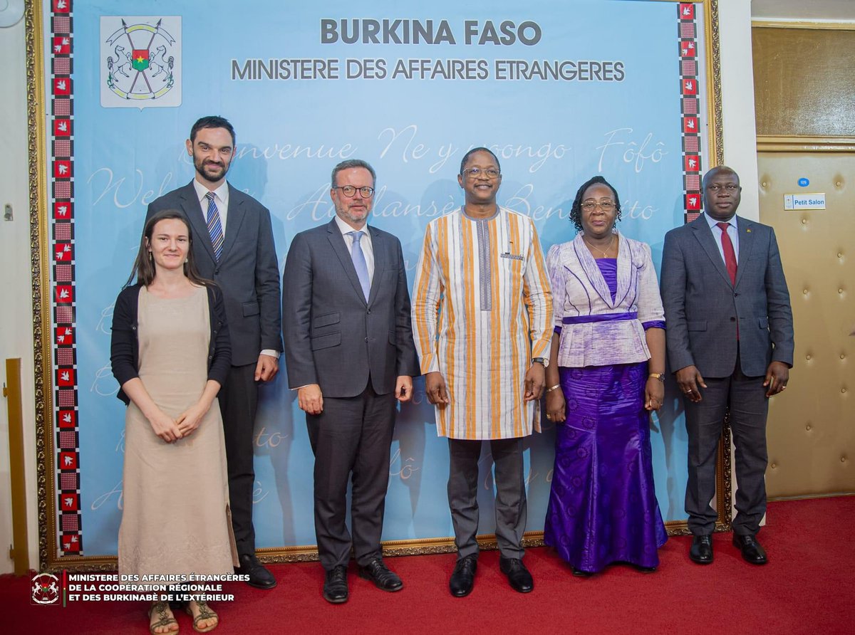 Georges Ternes (@wiltheim) on Twitter photo Approchant de la fin de ma mission au #Burkina je remercie le Ministre Traoré pour un échange franc et cordial sur la situation nationale et régionale et son impact sur notre partenariat. <a href="/LUinOuagadougou/">Ambassade du Luxembourg à Ouagadougou</a> <a href="/BurkinaMae/">Burkina Diplomatie</a> <a href="/cooperation_lu/">Luxembourg Aid & Development</a> Approchant de la fin de ma mission au #Burkina je remercie le Ministre Traoré pour un échange franc et cordial sur la situation nationale et régionale et son impact sur notre partenariat. <a href="/LUinOuagadougou/">Ambassade du Luxembourg à Ouagadougou</a> <a href="/BurkinaMae/">Burkina Diplomatie</a> <a href="/cooperation_lu/">Luxembourg Aid & Development</a>