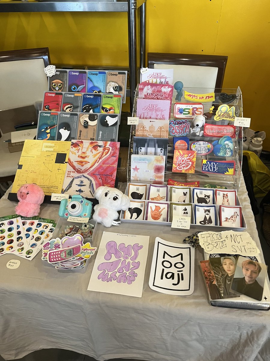 anyanynalang's tweet photo. saccharine saturday!! 

so grateful for this opportunity 🥹 thank u so much for letting me table at my first event, @girlz_dnd !! happy birthday seeun 🫶🩷 https://t.co/RVo2sd9EYY