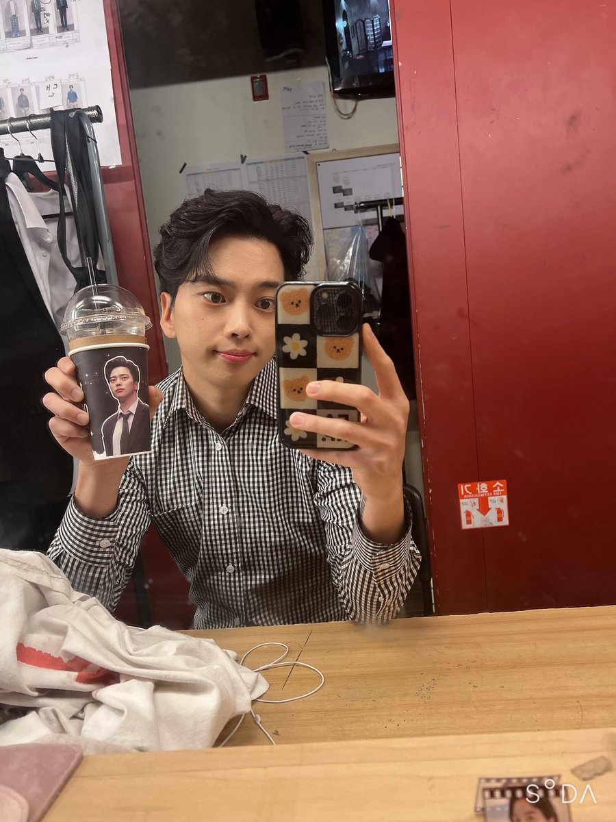 꽃신신고 꽃길걷는중 고마와얘두라