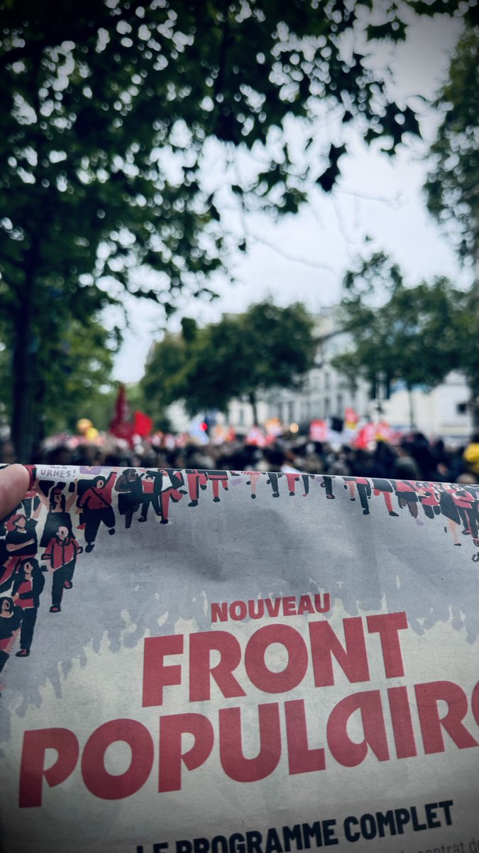 #nouveaufrontpopulaire