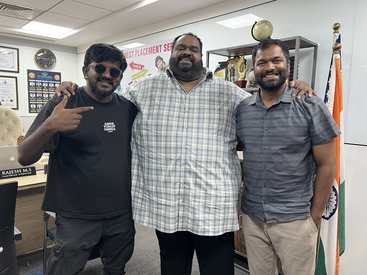 LIBRAProduc's tweet image. My heartful thanks to Director Ashwath Marimuthu for great opportunity to entertain audience in playing major role with future darling of audience @pradeeponelife u nailed it bro!Thanks to my producer AGS @archanakalpathi.if creator has vision then AGS is ur mission
@onlynikil