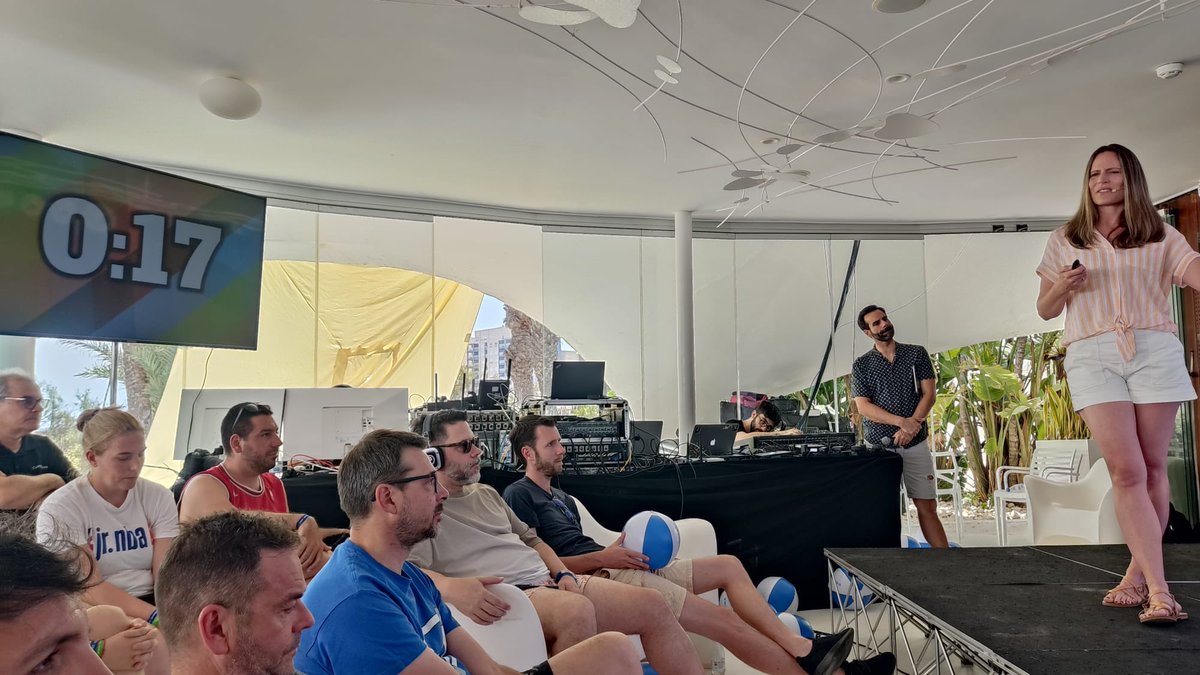 Thanks for having me #SOB24! It was wonderful hanging out, meeting new friends and old, learning, and getting some beach time 🏖️🕶️
