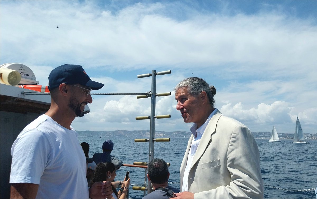 GEcolocitoyen's tweet image. ⛵️⛵️Avec @Menchon_Herve pour encourager les 12 equipes qui participent à la 3e #régate des minots organisée par @ucpa.  Cette compétition participe à démocratiser l'accès à la voile aux minots des quartiers populaires de #Marseille
