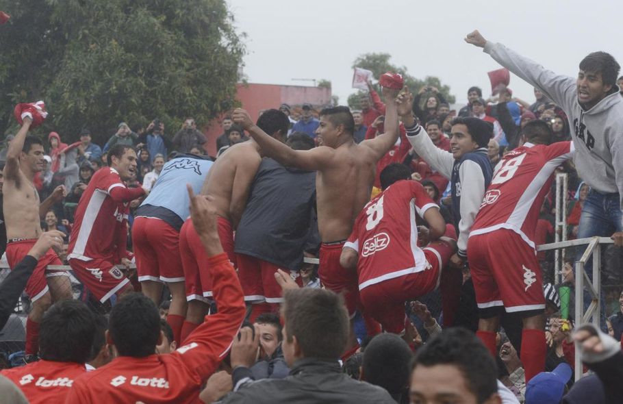 #HoyJuegaElRojoMatarife🚩