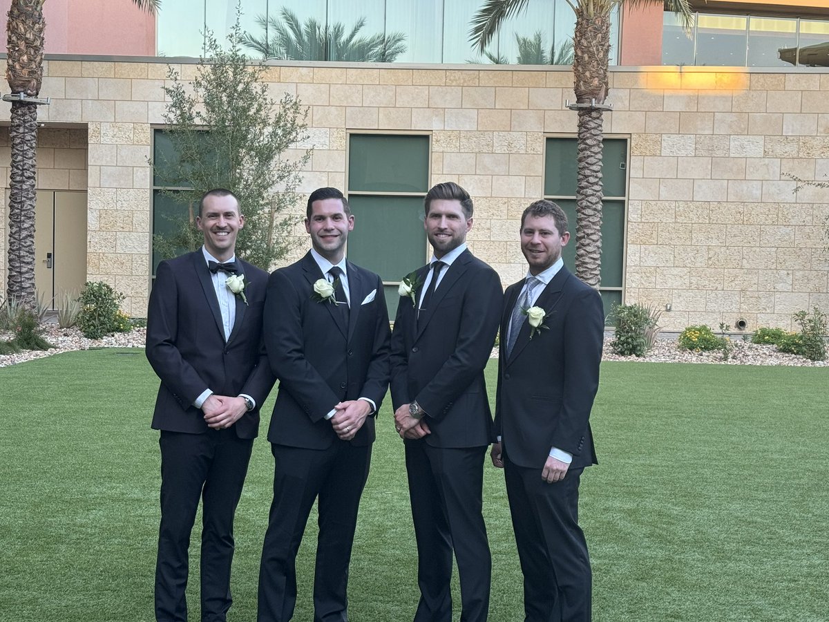 Haidar Abdul-Muhsin (@h_abdulmuhsin) on Twitter photo We had a wonderful celebration of our graduates last night! <a href="/MayoUrology/">Mayo Clinic Urology</a>
Amazing human beings and Great Surgeons
Dr. Stagg, Dr. Campagna, Dr. Parker and Dr. Heidenberg We had a wonderful celebration of our graduates last night! <a href="/MayoUrology/">Mayo Clinic Urology</a>
Amazing human beings and Great Surgeons
Dr. Stagg, Dr. Campagna, Dr. Parker and Dr. Heidenberg