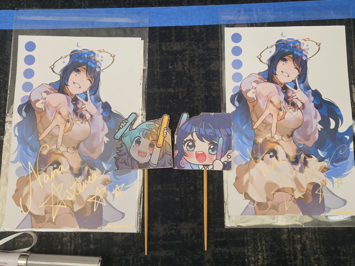 OshiPod's tweet photo. What's better than one signature from your oshi? two signatures😤 Oshi Pod Offkai episode dropping this weekend!!! https://t.co/hIYedFXDuN