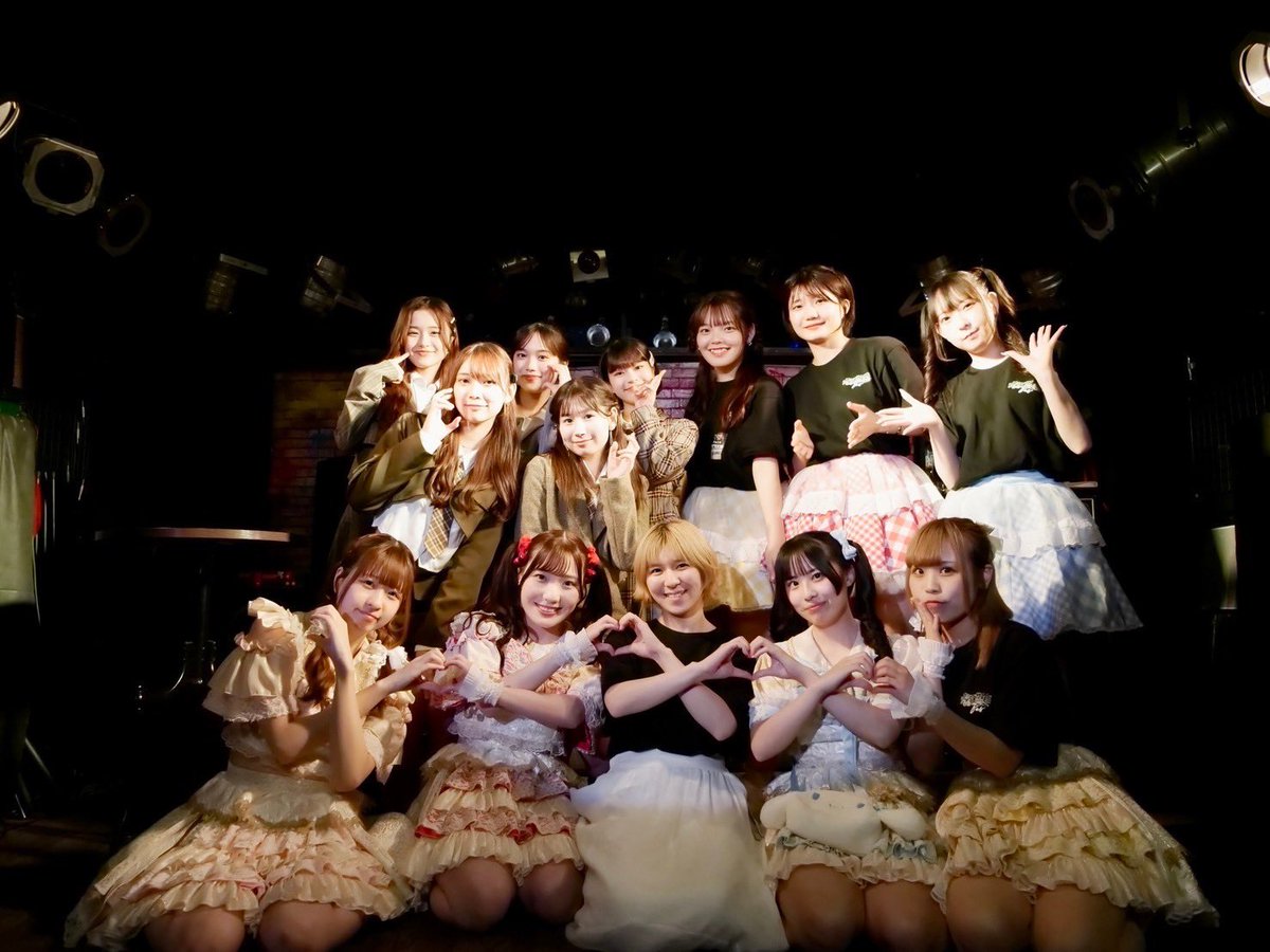 ForSomeOne Idol Fes
ご来場頂きありがとうございました！

ご出演頂いた皆様と盛り上げてくれた
お客様により本当に素敵な1日となりました。

コラボステージではこのプロジェクトの
ための曲『DIVEDEEPのメッセージ』を
歌わせて頂きました。

明日はバンドフェスです！
こちらもお待ちしております