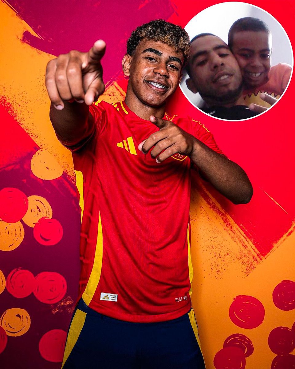 FabrizioRomano's tweet photo. ✨🇪🇸 Lamine Yamal becomes the youngest player ever to feature at the Euros.

16 years, 338 days old.

…and it happens on special day for Lamine, on his father Mounir’s birthday while he makes Euros debut. https://t.co/YNgxZQtuqm