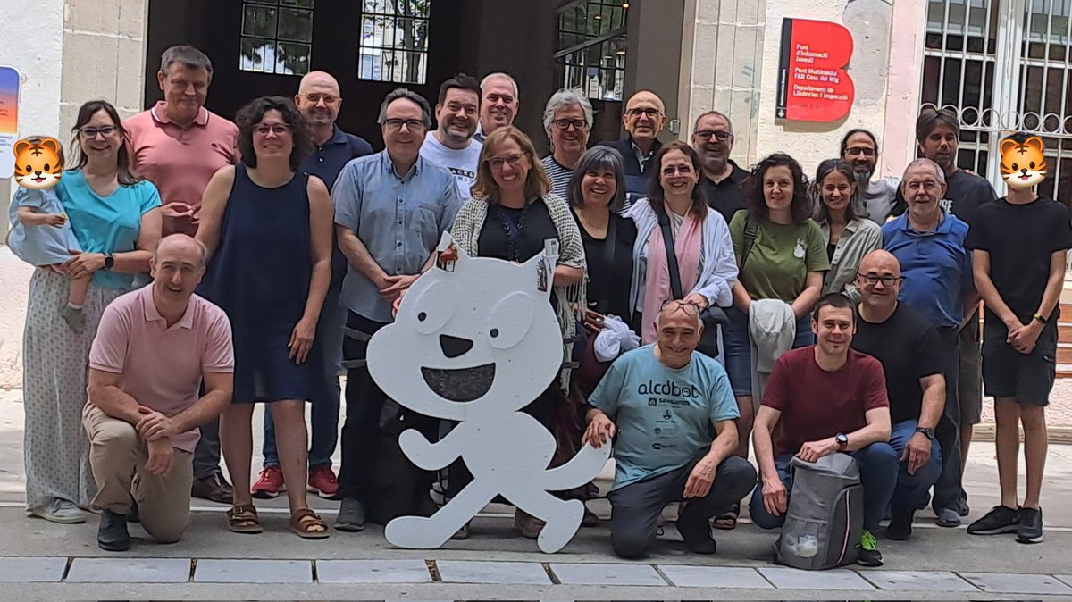 Finalitzem l'#ScratchEdMeetUp #BCN i ens acomiadem fins al curs  vinent amb una foto de família d'avui
