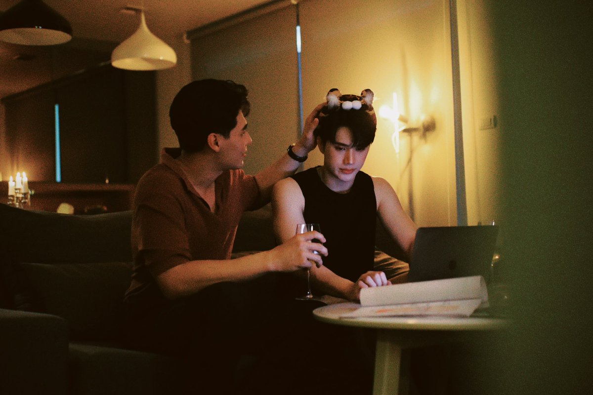 หน้ากากแดง♡🪽✨❤️🧸🐣⊼⌔⊼'바람 '🧡세훈 tweet media