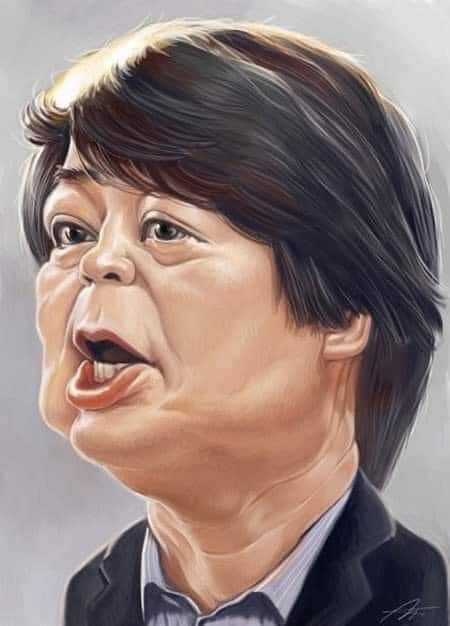 서울대를 나오고 의사가되고 V3를 만들면 뭘합니까? 인성이 쓰레기 인데 그래서 4철수는 거짓말쟁이 인간 쓰레기입니다.