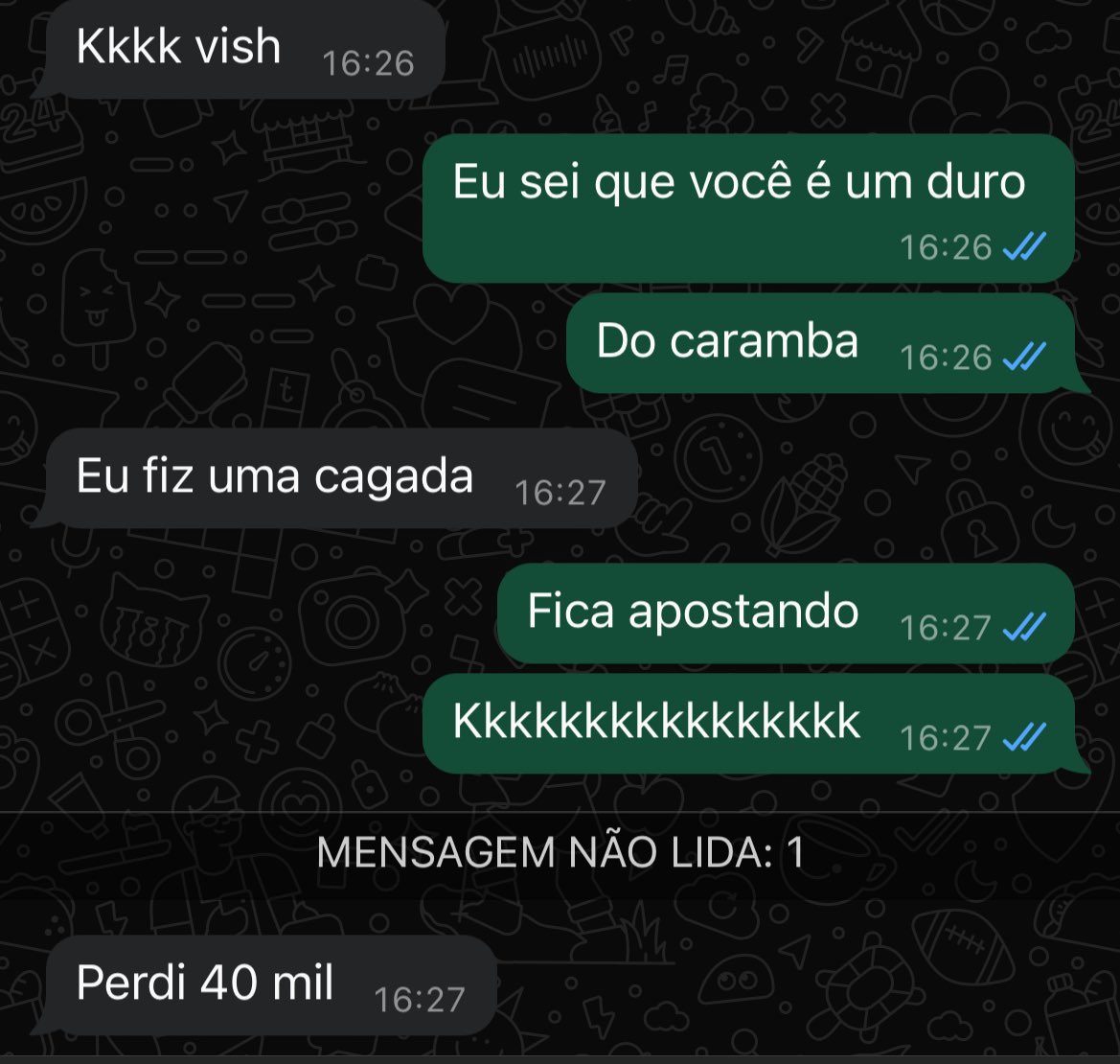 Kaitooliveira_'s tweet photo. “Parou de andar com a galera”

A galera: https://t.co/olZyY4hPgx