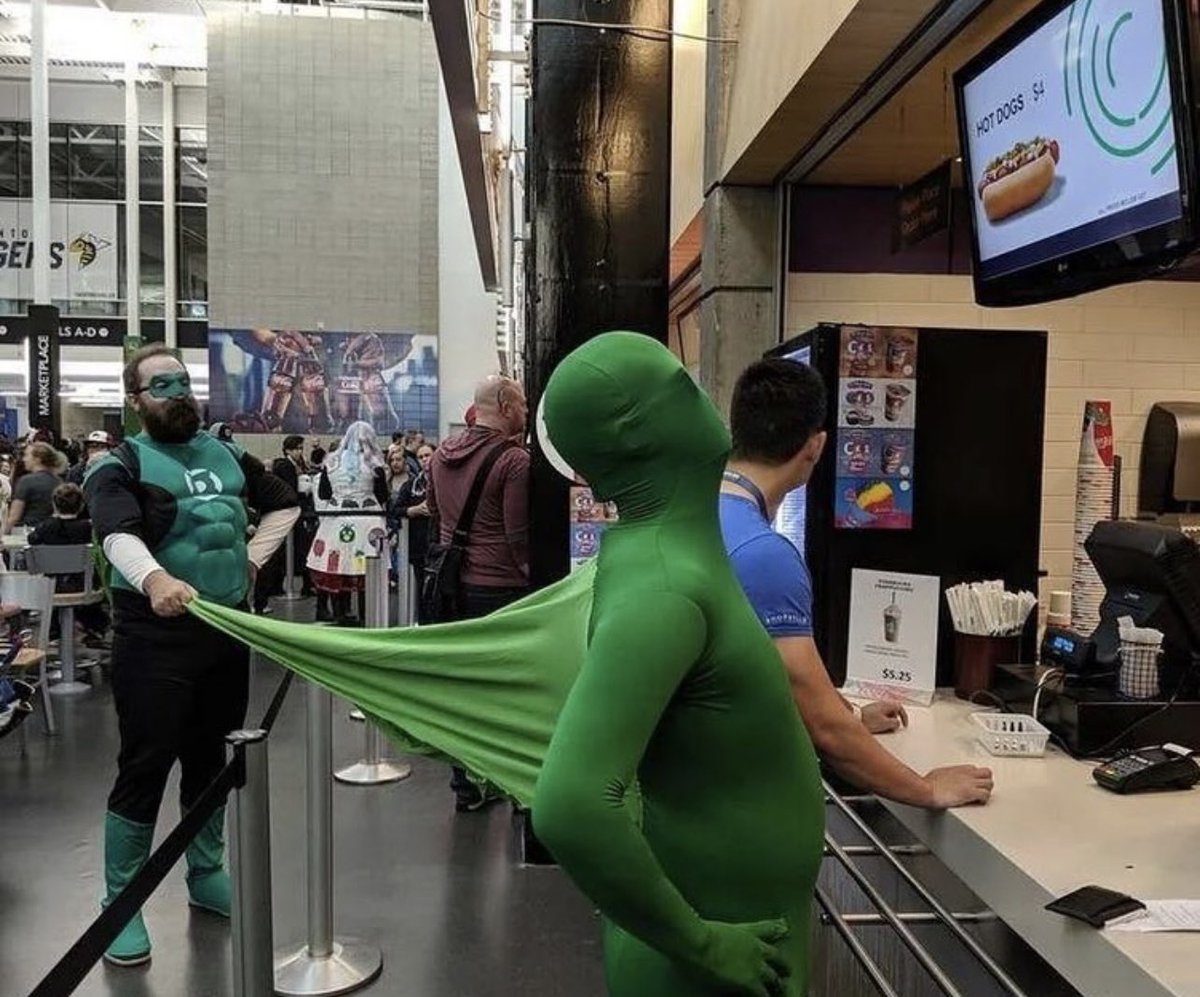 insane poses (@insaneposes) on Twitter photo 