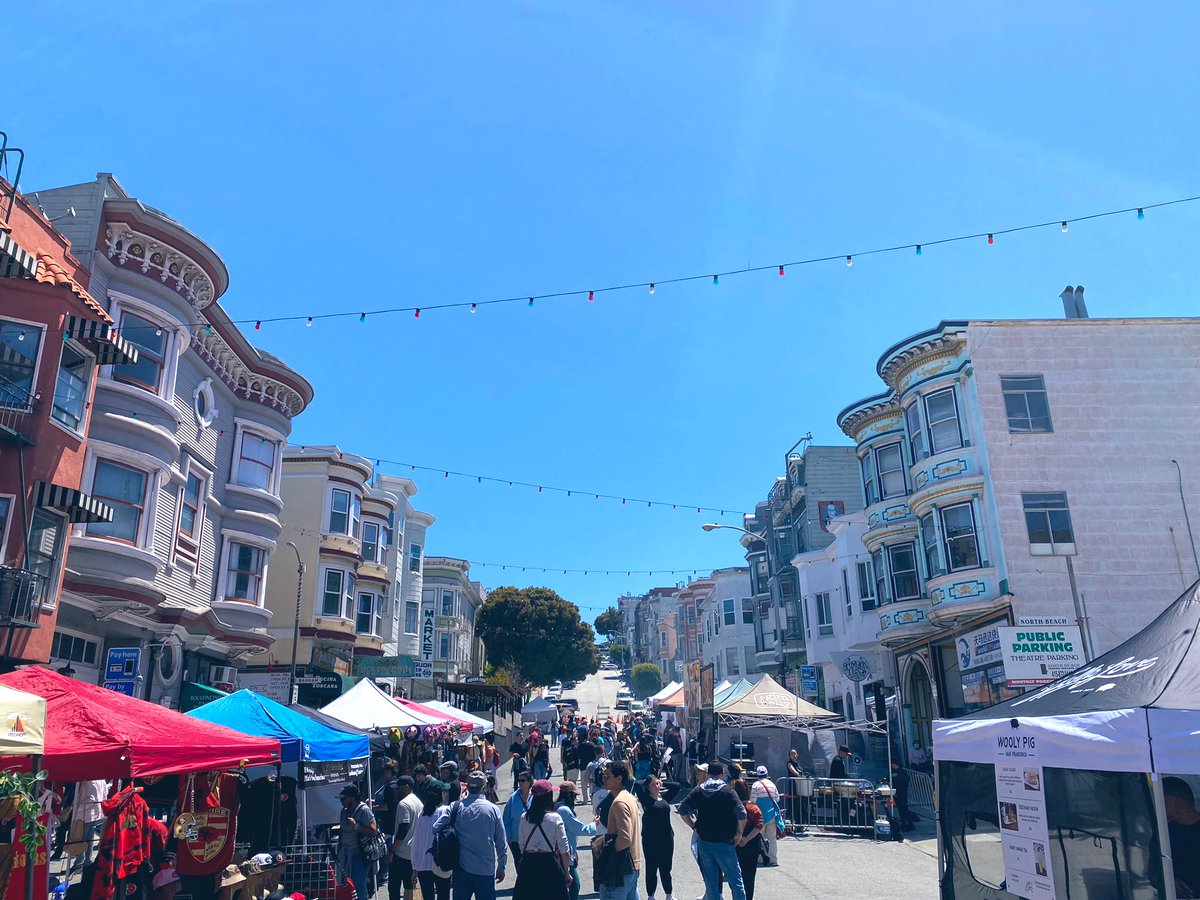 I interrupt my regular programming to share my utter love of San Francisco during the North Beach Festival 🤌🏽🇮🇹