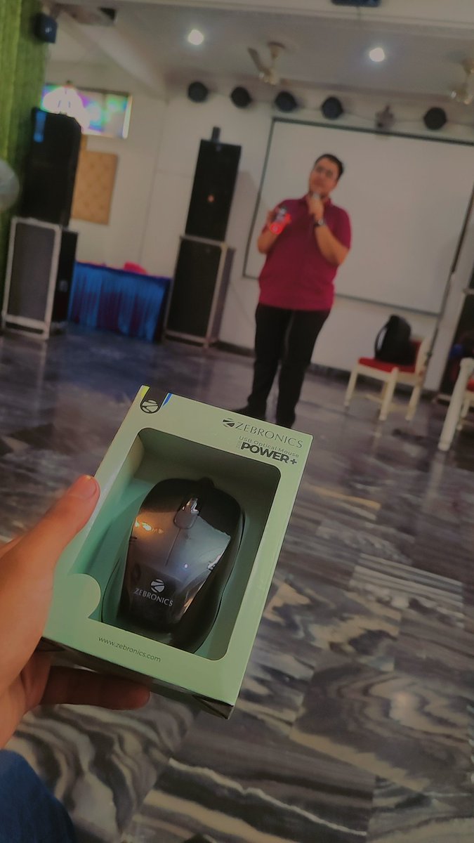raghavtanejax's tweet photo. 🎉 Attended my first GDG event sponsored by Hackmamba and won a mouse for being socially active! 🖱️ Awesome experience and great connections! Can’t wait for more! 🎉🤩 #GDG #HackMamba #D2D #AchievementUnlocked
@ilavanyajain
@adityaoberai
@VirmaniAkshat
@Unnati_twts https://t.co/EAgJqh62pT