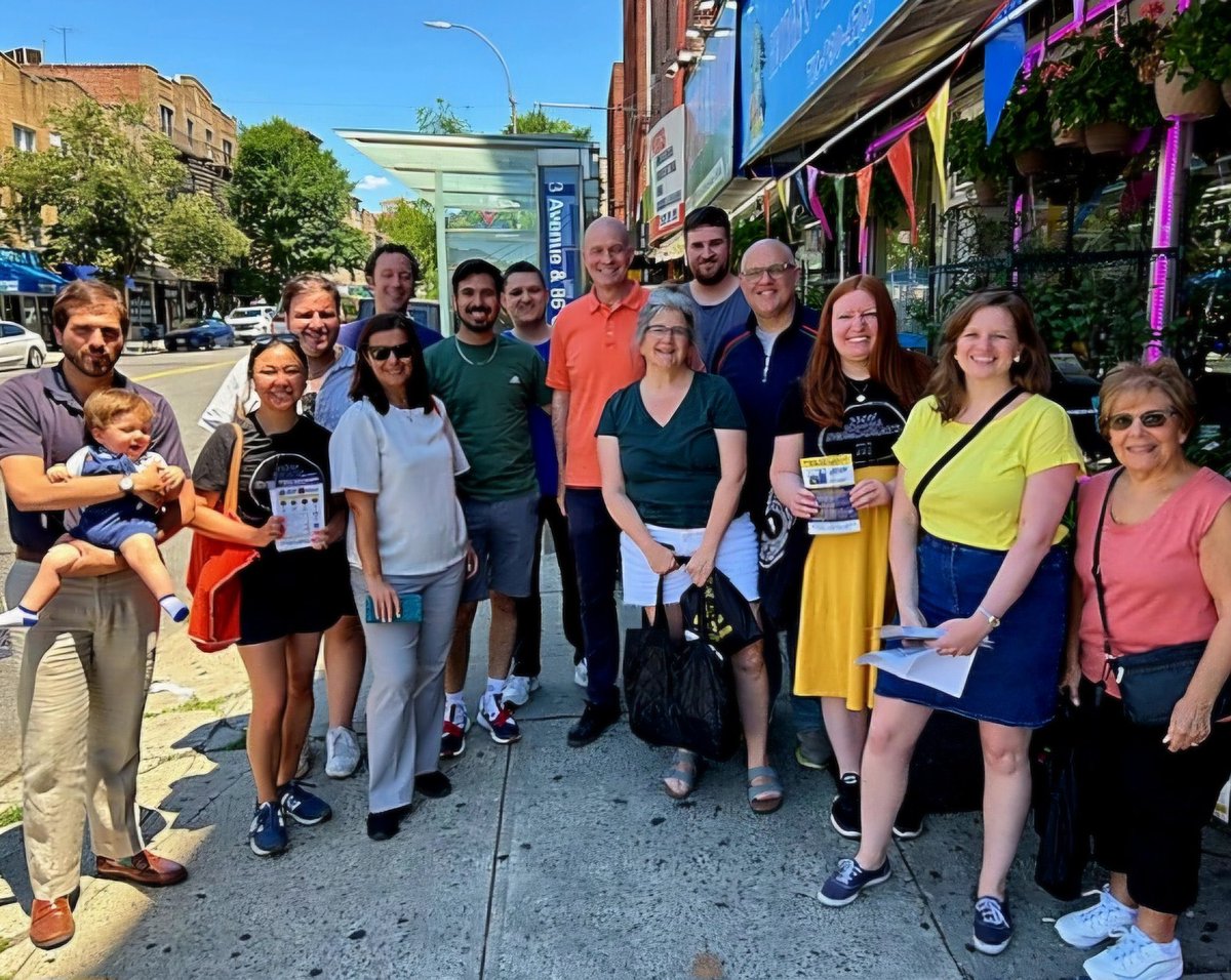 Early Voting has begun!

Proud to support <a href="/JoAnneSimonBK52/">Jo Anne Simon 文雅麗 🟧</a> for reelection &amp; <a href="/AaronOuyang9/">Aaron Ouyang</a>, &amp; <a href="/LydiaGreenBK/">Lydia Green</a> for Democratic District Leaders in the 52nd District.

And in my home neighborhood in Bay Ridge, let’s reelect District Leader <a href="/chrismccreight/">Chris McCreight</a> and elect <a href="/kravtchenko4bk/">Angela Kravtchenko</a>!