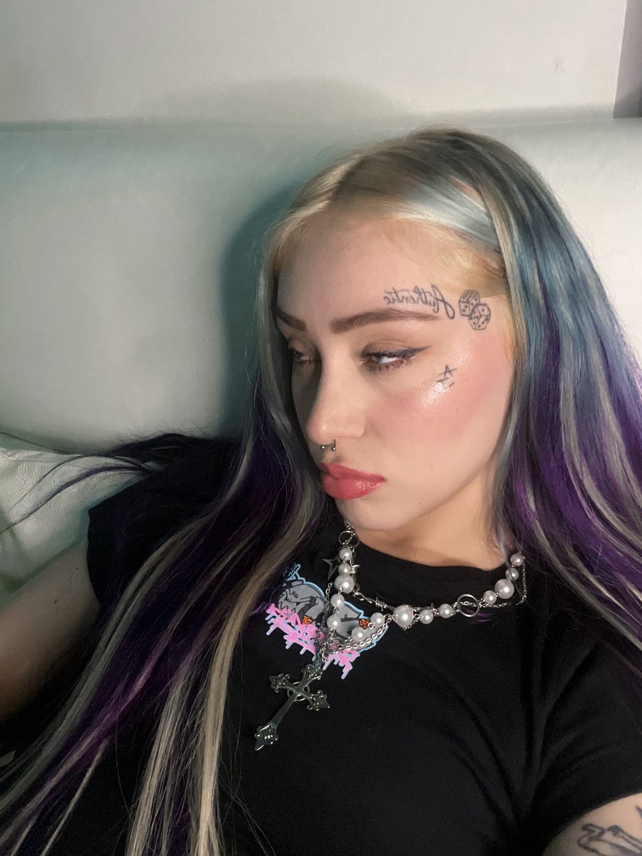 😈🧚🏻‍♀️