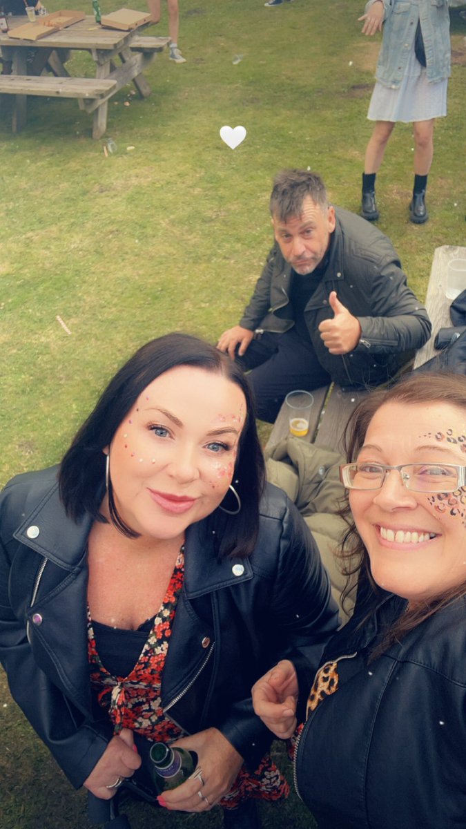 Avril Blades (@acmj26) on Twitter photo 