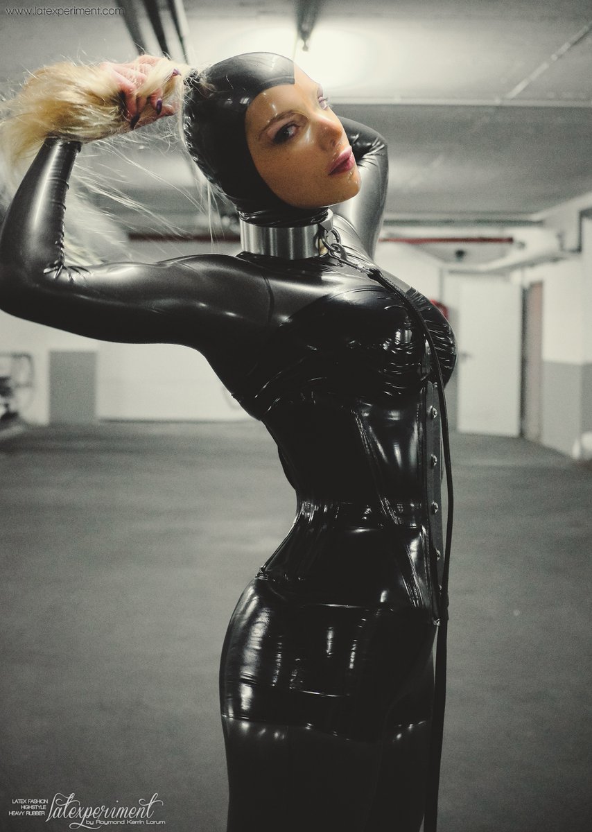 lord_latex tweet picture