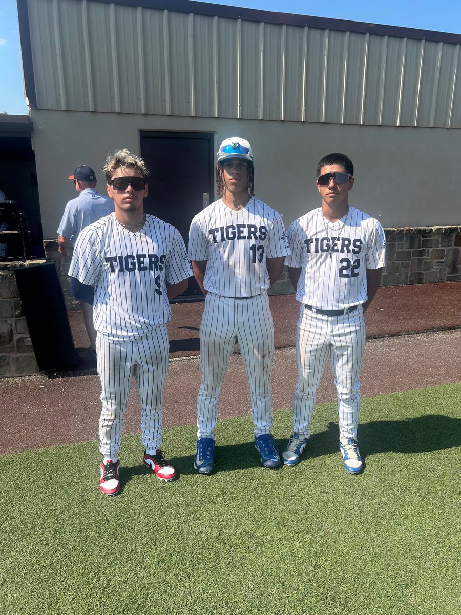 F: <a href="/DTigerBaseball/">Dallas Tigers</a> MidCities Clay 2026 11, NTX Elite McCrummen 2
PoG: <a href="/SeguraMaximus/">Maximus Segura</a> (left) 2-2, 2B, BB, 2 RBI
Notables: <a href="/BraydenLara/">Brayden Lara 2026</a> (right) 3-3, 2B
<a href="/JSC1331/">Jeremiah Cunningham</a> 1-2, 3B, 3 RBI