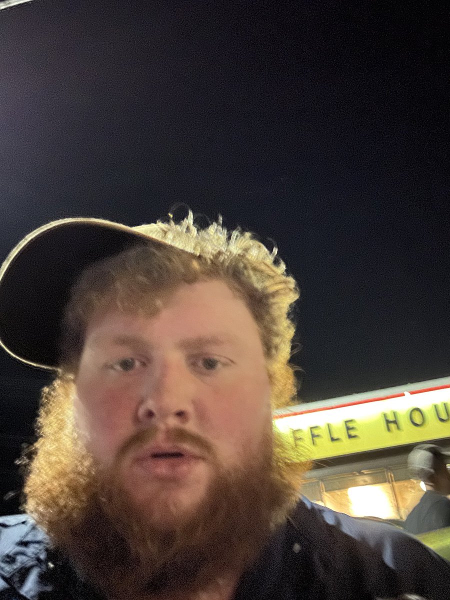 DrPinguPlays's tweet image. Since when Caseoh plays for Hungarian national team??