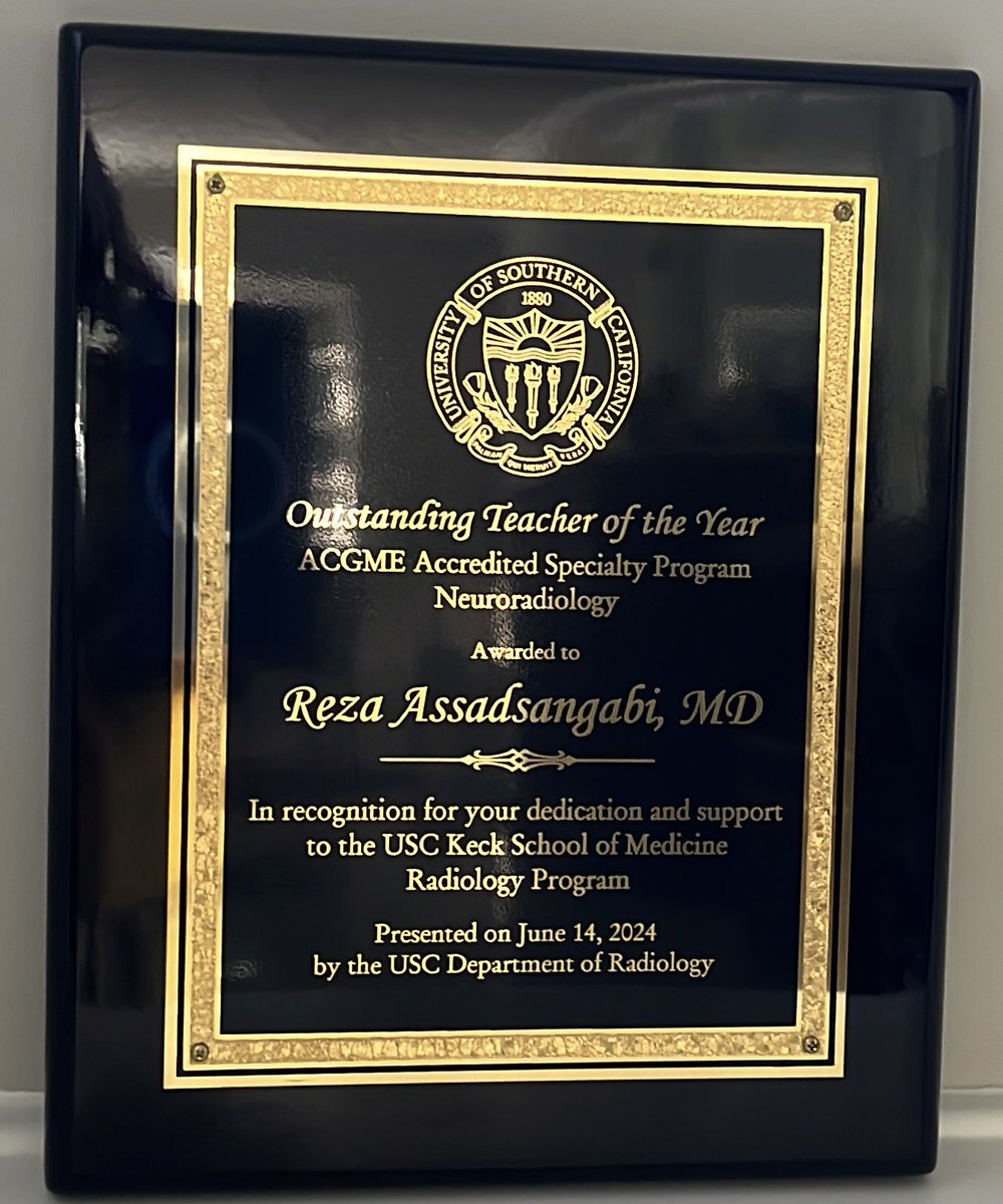 Honored to receive the Teacher of the Year award! Grateful for the support and inspired by the amazing trainees I get to work with every day. Here's to nurturing the next generation!@RadiologyUSC @USCneurorads
