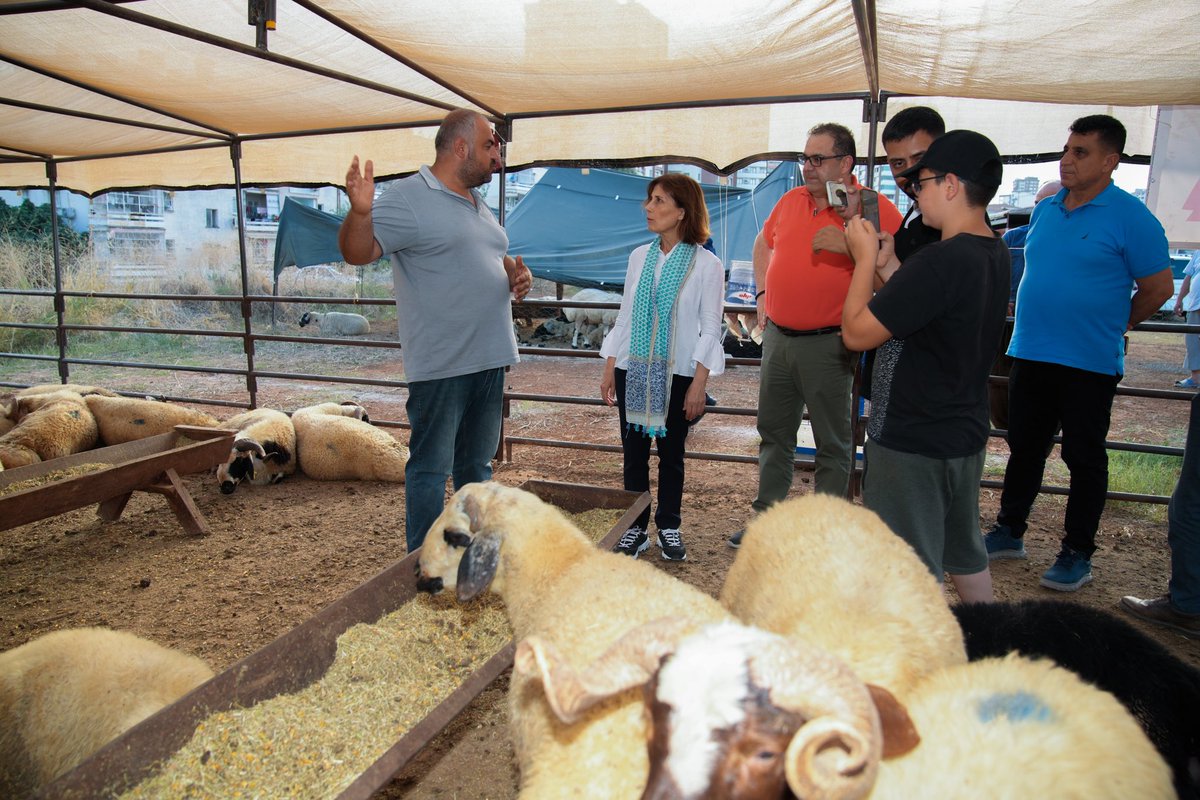 Kurban Bayramı öncesinde kurban kesim yerlerini denetleyerek vatandaşlarımızın taleplerini dinledik.