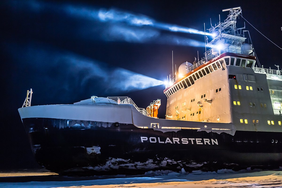 The Alfred Wegener Institute is carrying out an expedition in the Arctic on the historic research vessel and icebreaker RV Polarstern. An employee from MFRI, population geneticist Dr. Áki Jarl Láruson, is participating in the expedition, working on a project called “The impact of