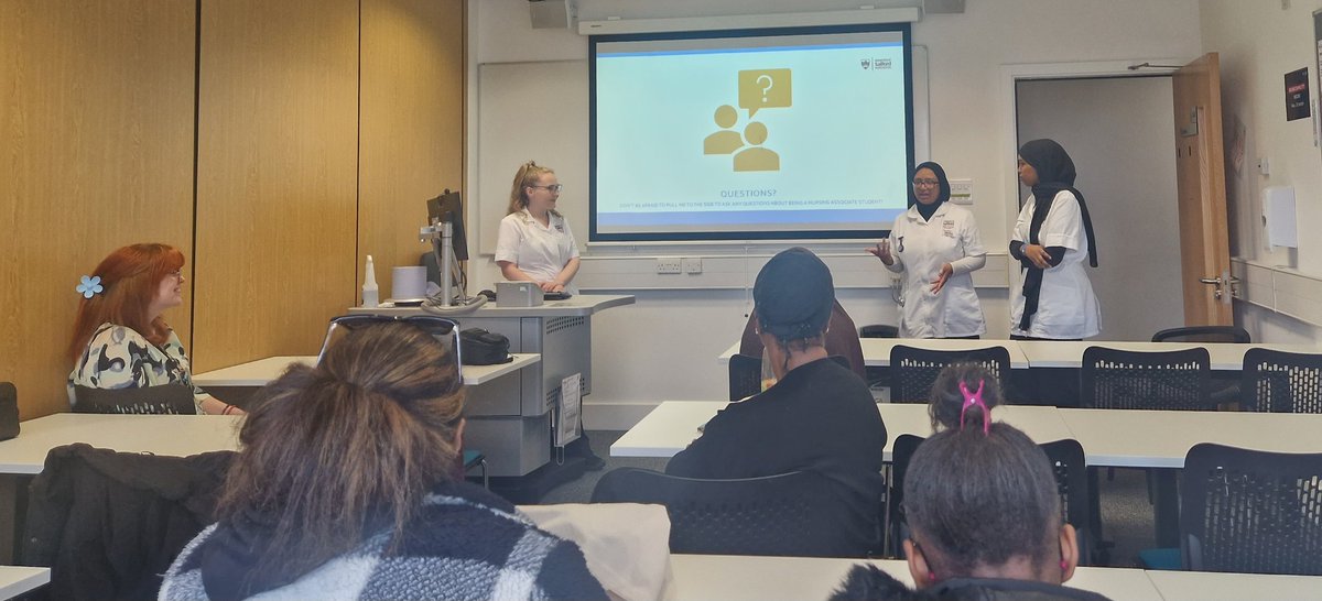UniOSalfordTNA's tweet photo. Great time at today's @SalfordUni Open Day! Our team (@NJBlythe18 @emm_ao &amp; Liz) had a great time meeting prospective students.
A huge thank you to our amazing #Sept23 #DirectEntry #Student #NursingAssociates who supported the day &amp; shared their journey's so far! #SNAmagic 💛 https://t.co/64PD7qlaWT