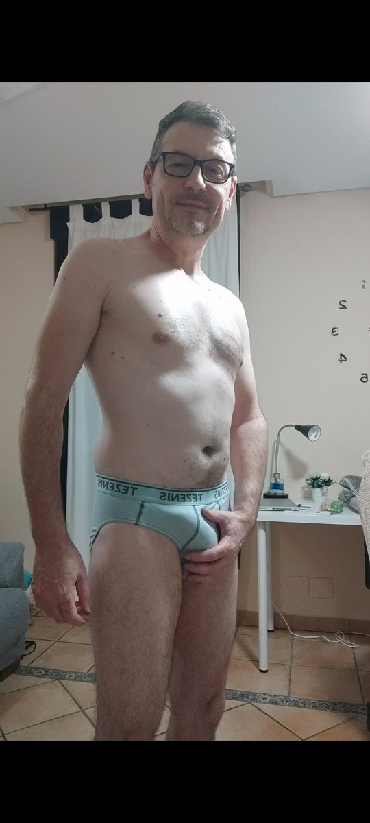 Aron38028333's tweet photo. @TylerSaintReal @acebannerreal @ColeBlueXXX A mature 47 https://t.co/90kxMeZdS9